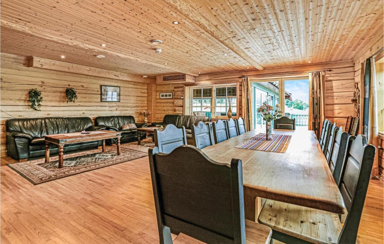 10 Bedroom Amazing Home In Olen Vaka Екстер'єр фото