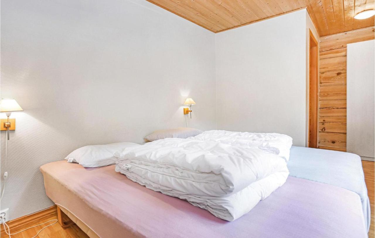 10 Bedroom Amazing Home In Olen Vaka Екстер'єр фото